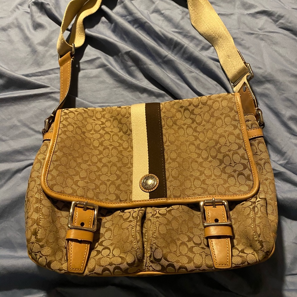 Auth Coach messenger bag leather/tapestry